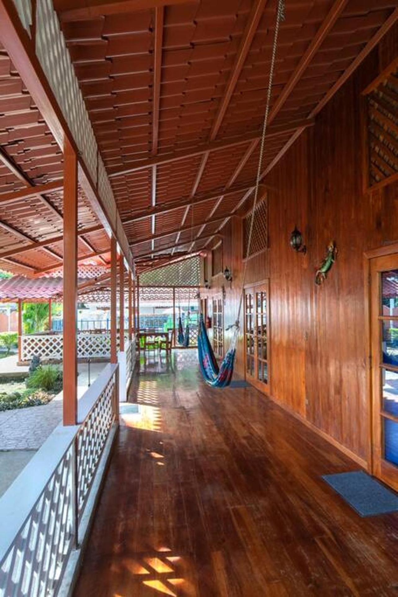Poolside Beach House At Pangea Lodge 만사니요 외부 사진