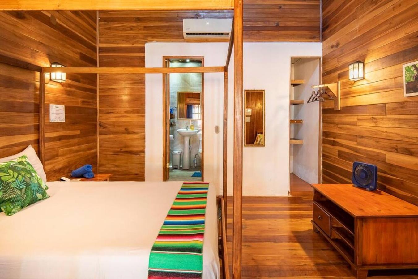 Poolside Beach House At Pangea Lodge 만사니요 외부 사진